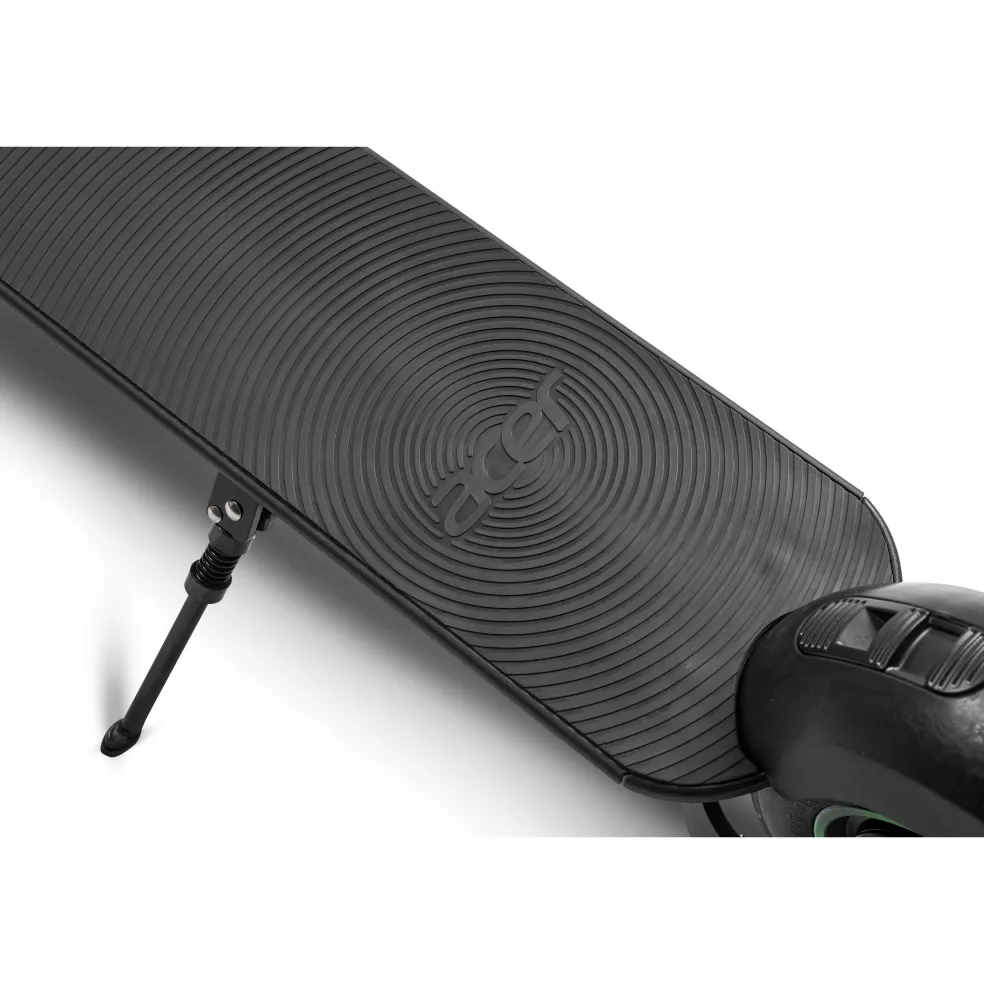 Acer 5 Advance elektrische step black