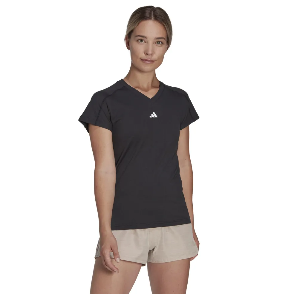 Adidas Train Essentials shirt dames black
