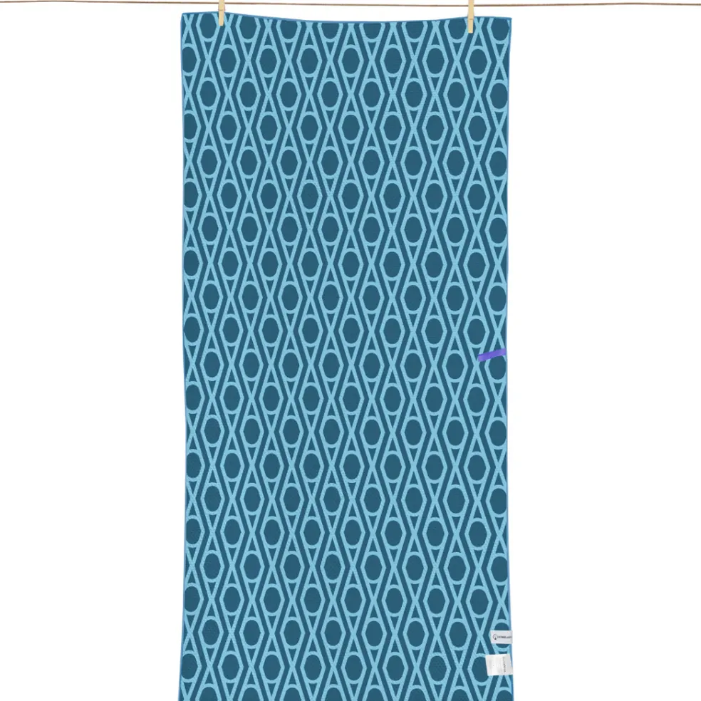 Buvanha Zwitserland strandlaken 160 x 80 cm