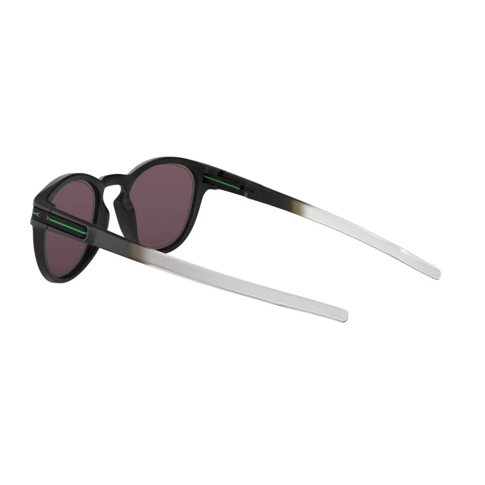 Oakley Latch zonnebril prizm grey jade alt iridium matte black fade white