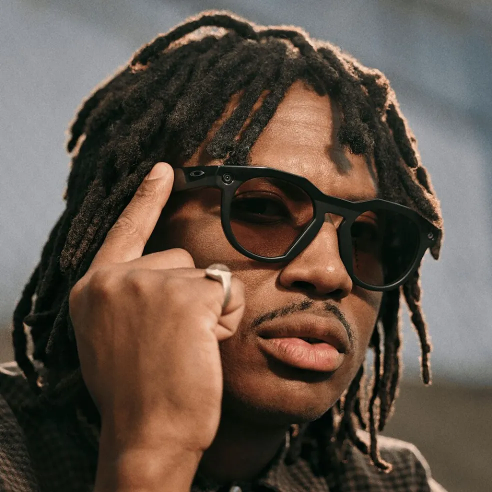 Oakley Meta HSTN Transitions zonnebril amethyst transitions black