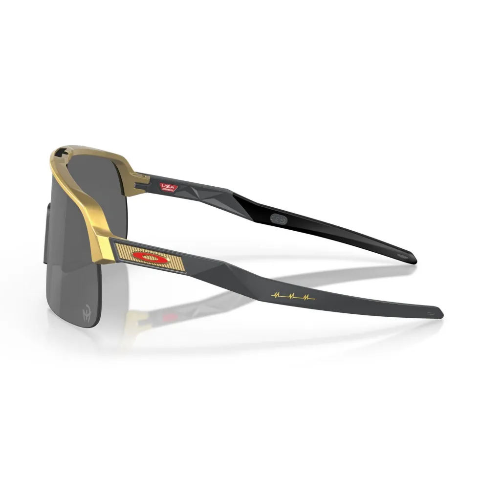 Oakley Sutro Lite Patrick Mahomes II Collection zonnebril olympic gold