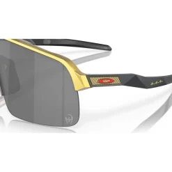 Oakley Sutro Lite Patrick Mahomes II Collection zonnebril olympic gold