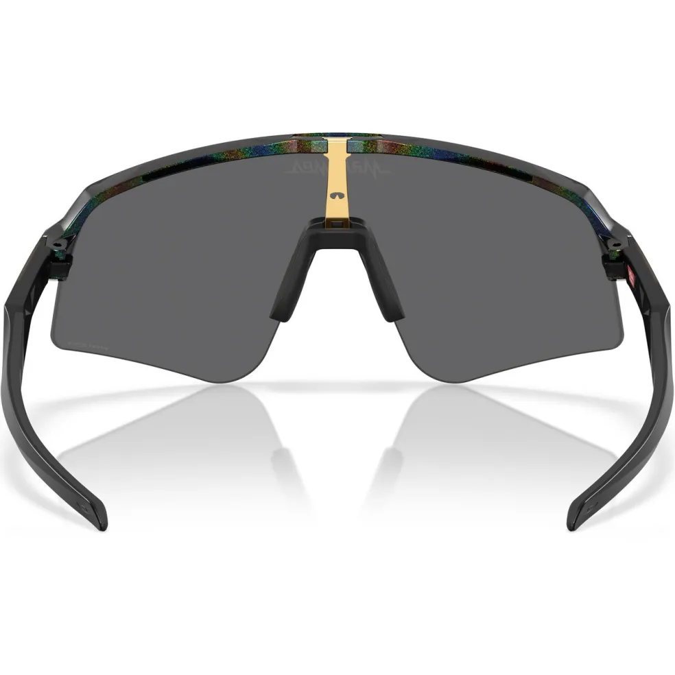 Oakley Sutro Lite Sweep Patrick Mahomes II Collection zonnebril prizm black dark galaxy