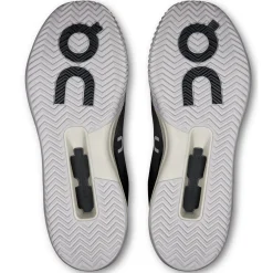 On THE ROGER Advantage Pro Clay tennisschoenen heren black white