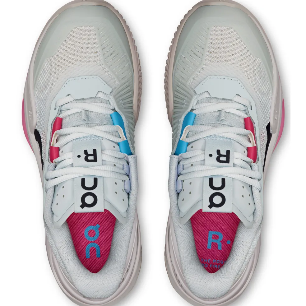 On THE ROGER Pro Fire Clay tennisschoenen dames arctic pink
