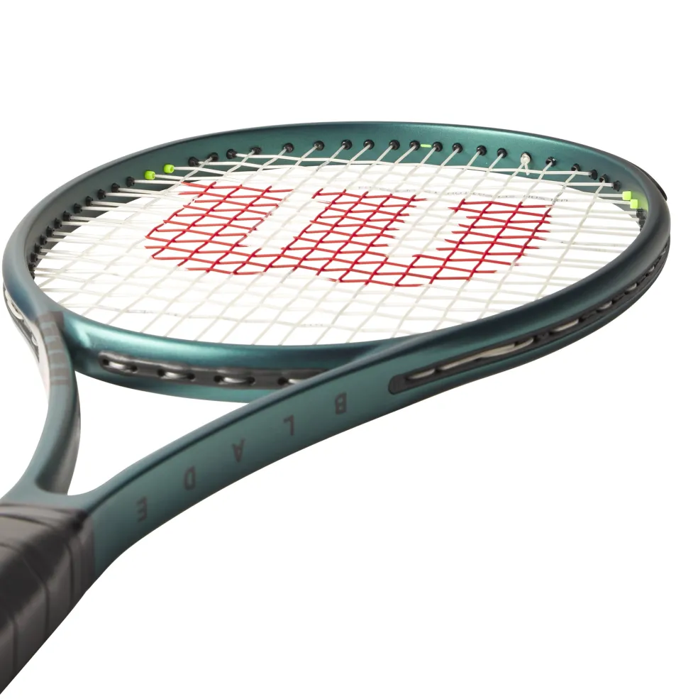 Wilson Blade 98 V9 tennisracket